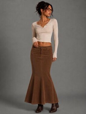 BDG Mermaid Corduroy maxi  Skirt